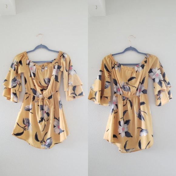 Hint of Blush Tops - 3/$20 Hint of Blush S On/Off Shoulder Top